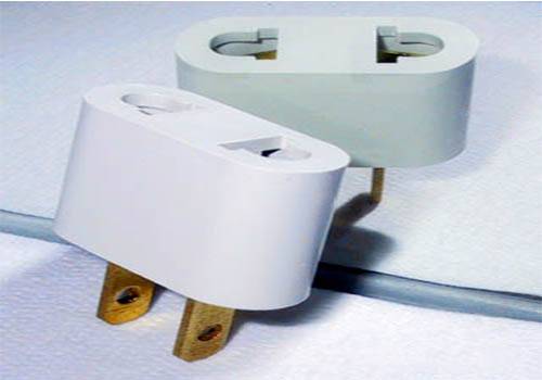 Adaptateur électrique US mâle FR femelle
